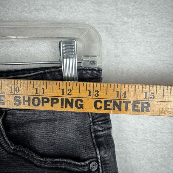 KanCan X Maurices High Rise Black Fray Hem Distressed 3.5 in Short Size 27 Boho - Picture 11 of 13